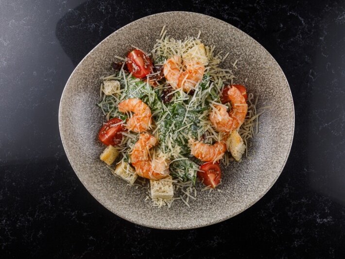 Салат «Цезарь с креветкой»