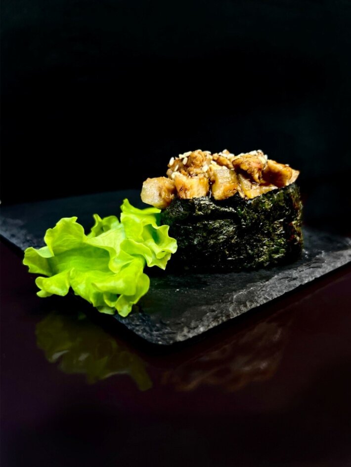 Гункан угорь 1 шт.