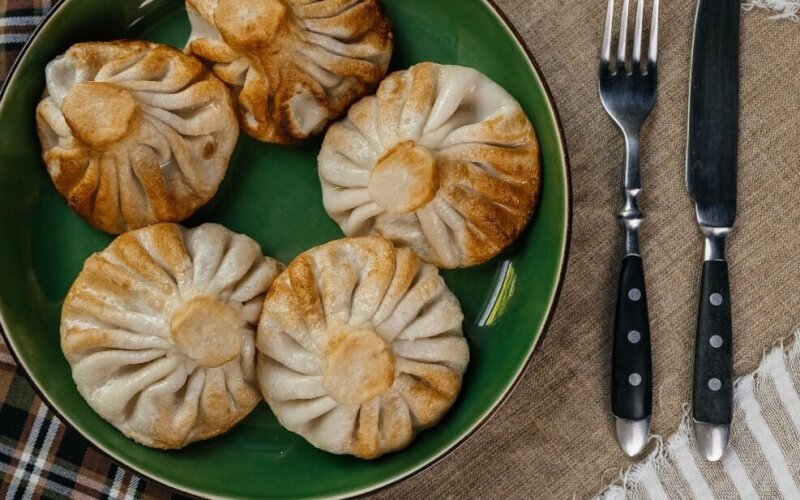 Жареные хинкали с грибами