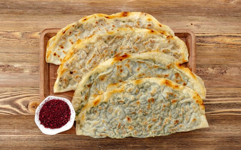 Кутаб с сыром