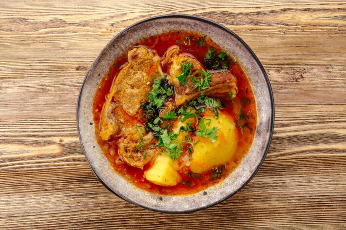 Суп «Бозбаш» с говядиной