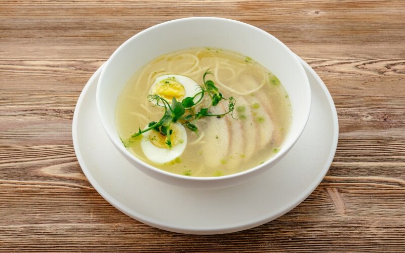 Бульон с курицей