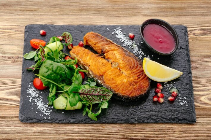 Стейк из лосося