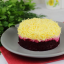 Салат из свеклы с сыром и чесноком