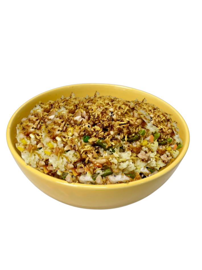 Жареный рис с курицей