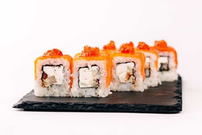 Ролл «Фила» с угрём