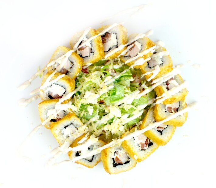 Цезарь М с курицей