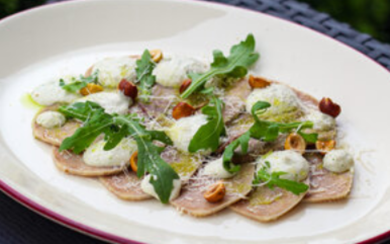 Слайсы говяжьего языка с тоннато