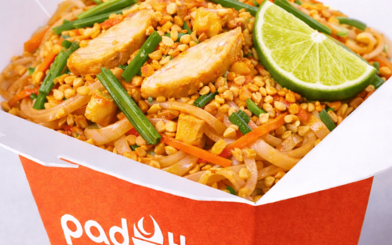 Пад тай с курицей