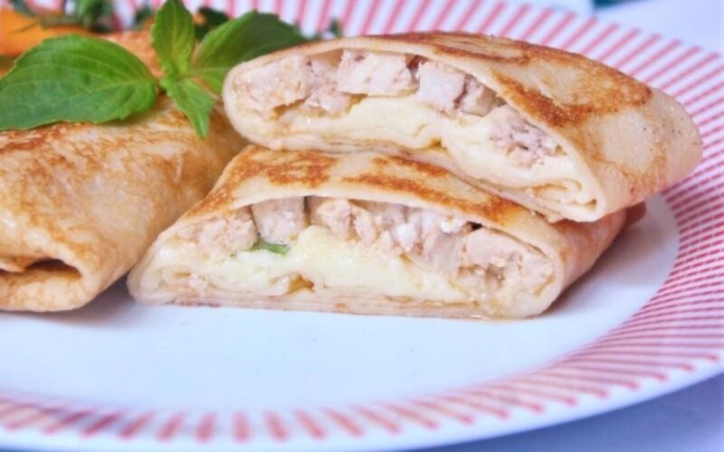Блинчик с ветчиной и сыром