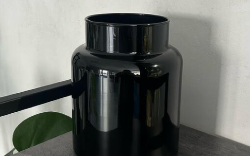 Ваза «Black»