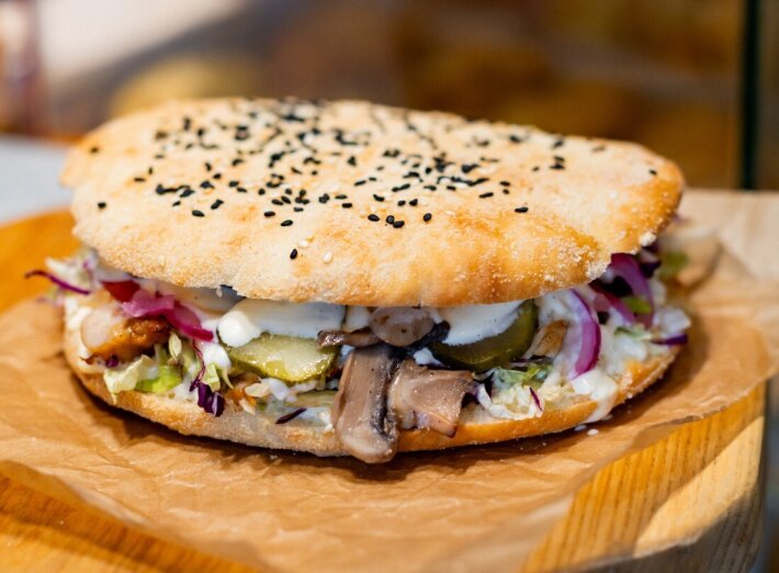 Донер в пите грибной