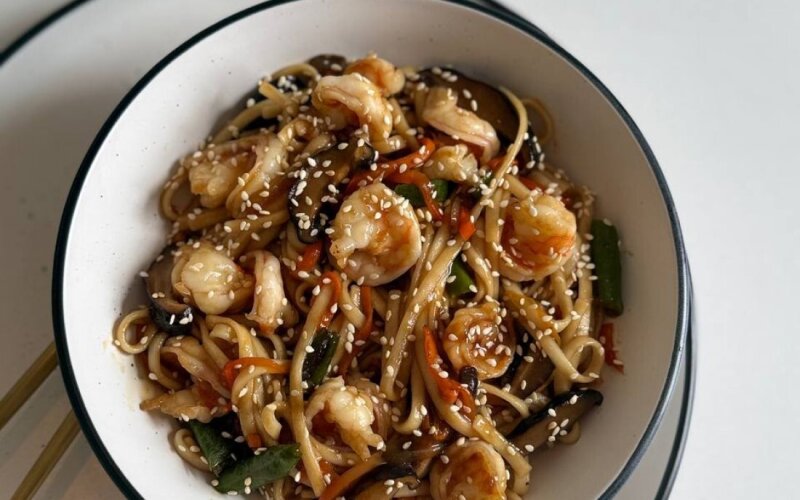 WOK лапша/рис с креветкой