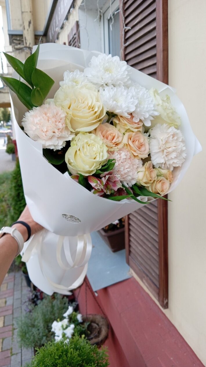 Букет «Светлый микс»