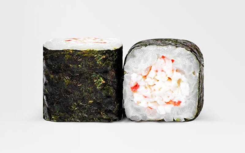 Маки ролл со снежным крабом