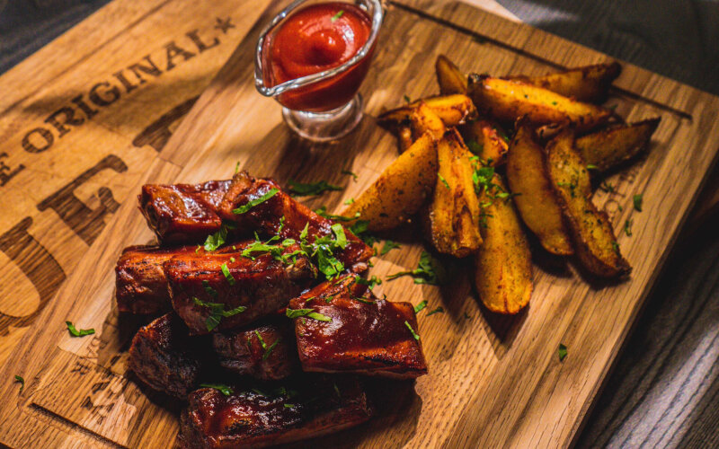 Рёбра в соусе «BBQ»