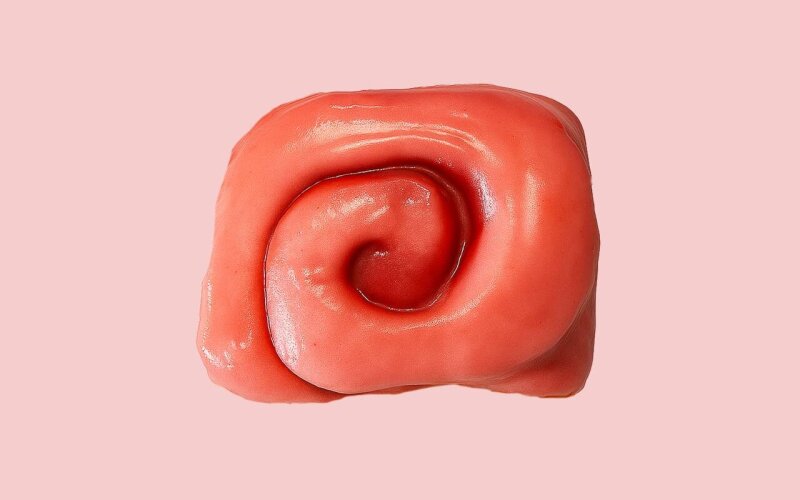Cinnamon roll «Клубника»
