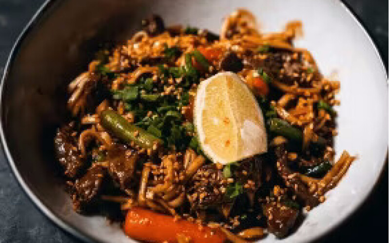 Лапша с говядиной