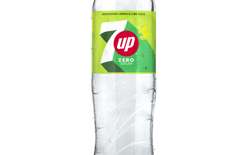 Напиток газированный «7UP»