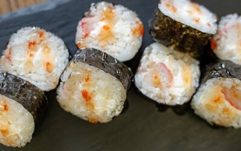 Хосомаки с крабом