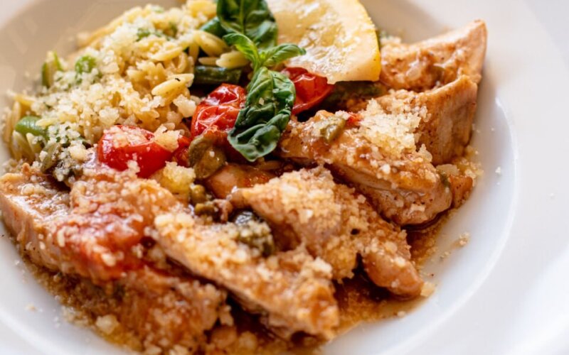 Куриная пикката с ризони