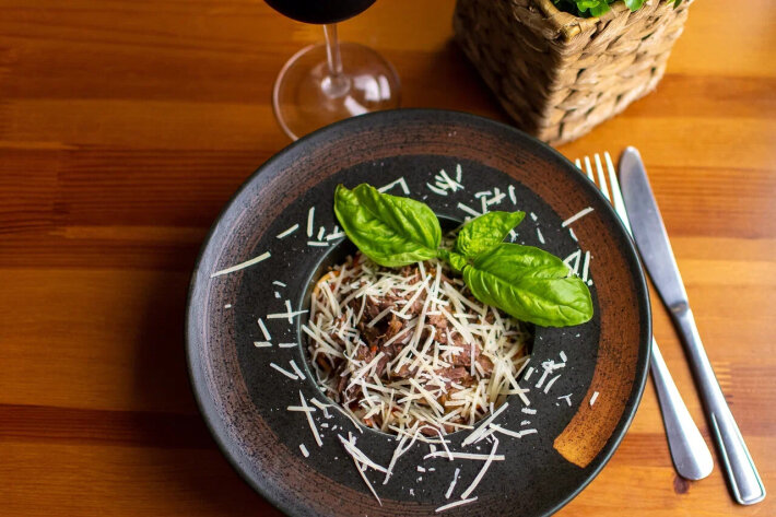 Тальятелле с ростбифом и черри