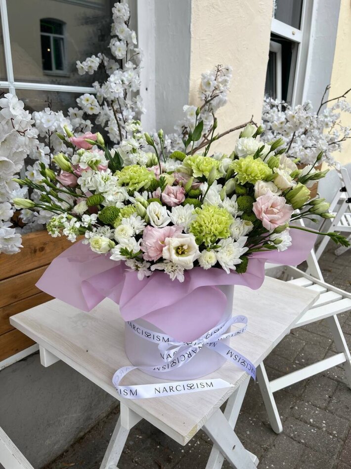 Шляпная коробка в нежных тонах