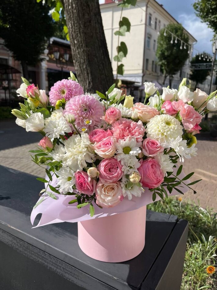 Шляпка розовая сборная