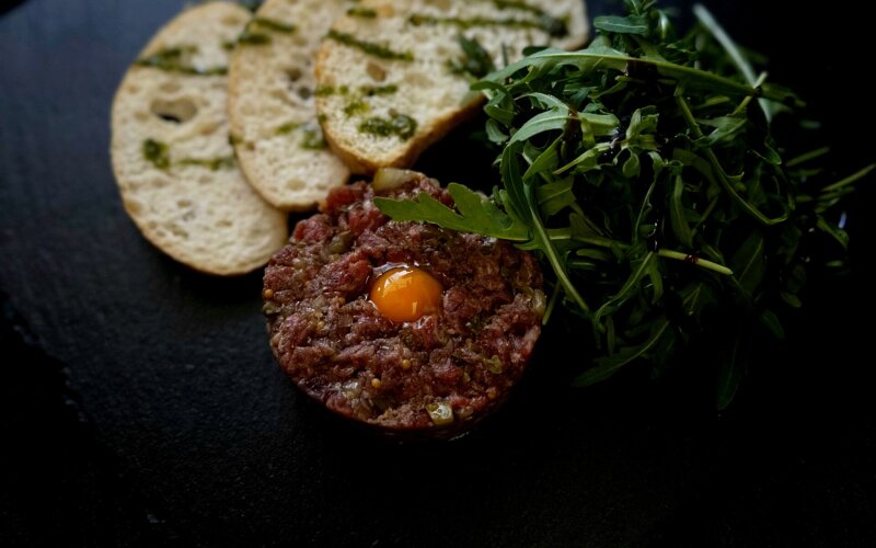 Тартар с говядиной