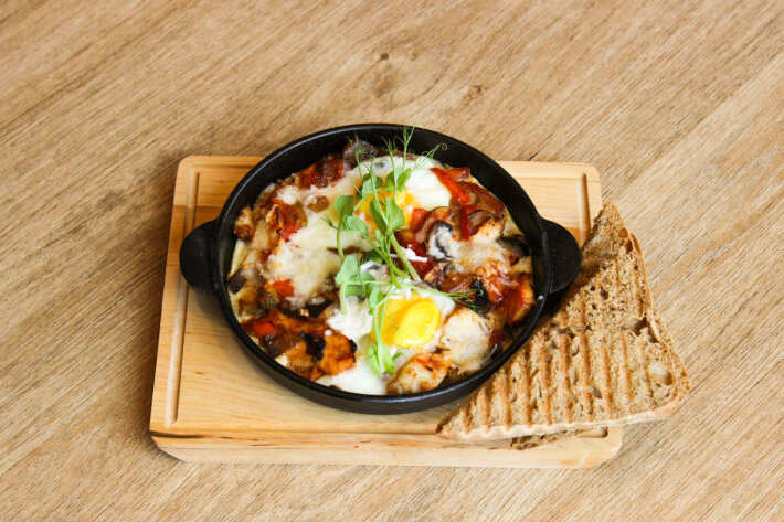 Шакшука с курицей