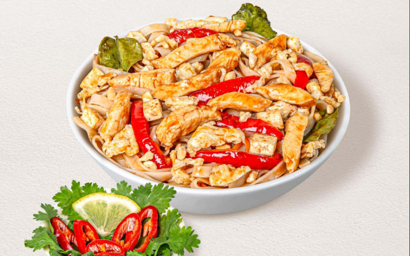 Пад Тай с цыплёнком