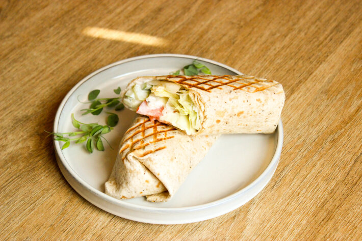 Ролл с лососем