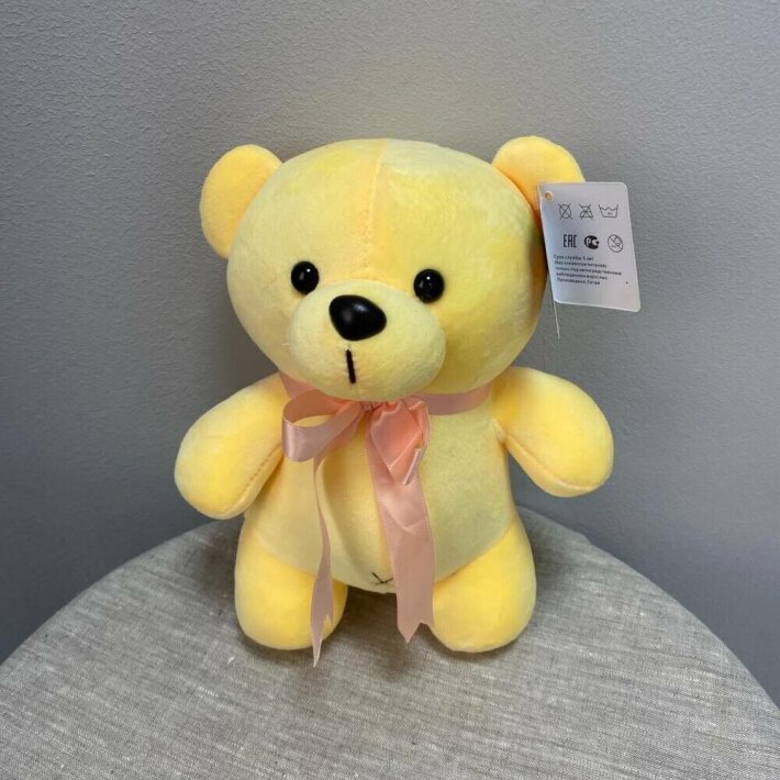 Мишка плюшевый желтый