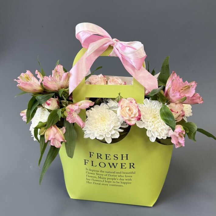 Цветы в сумочке