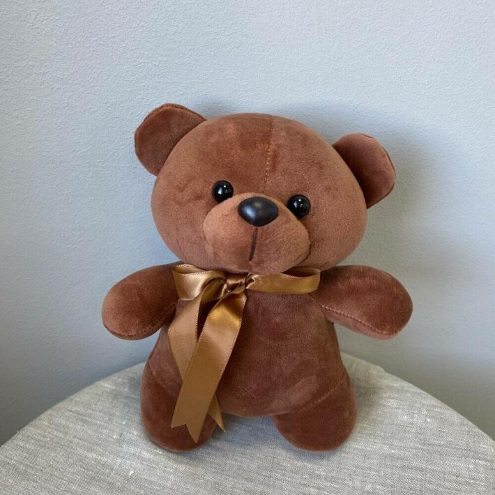 Мишка плюшевый коричневый