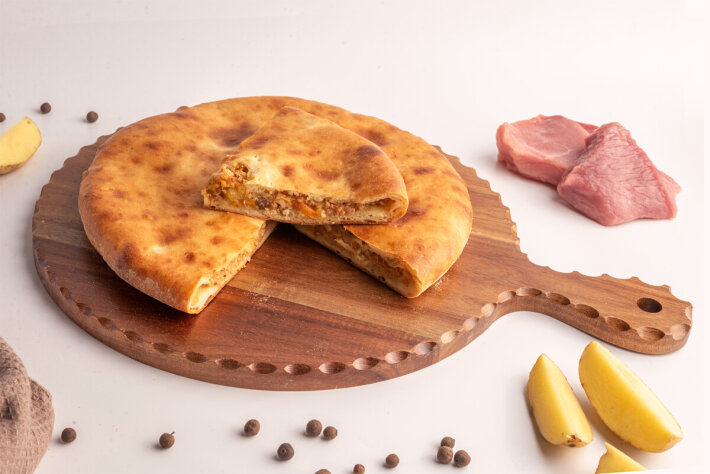 Пирог с картофелем и мясом