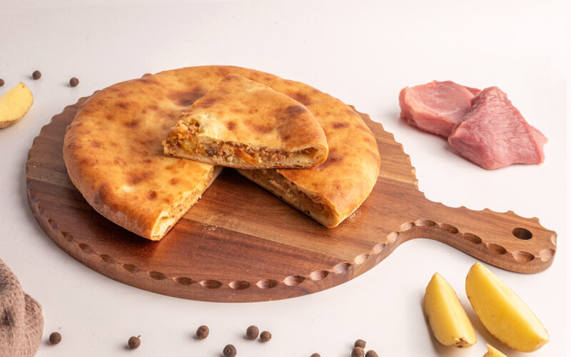 Пирог с картофелем и мясом