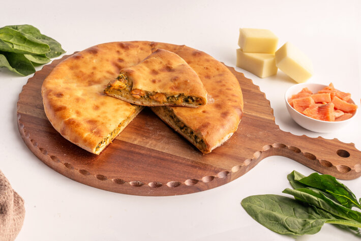 Пирог с сёмгой и шпинатом