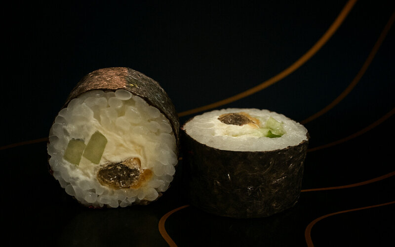 Мак с мидиями