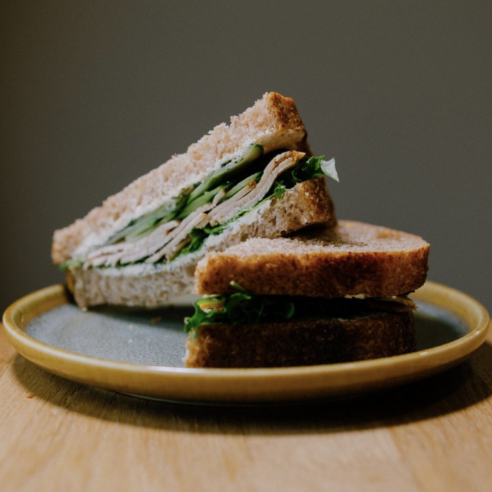 Сэндвич с индейкой на тартине