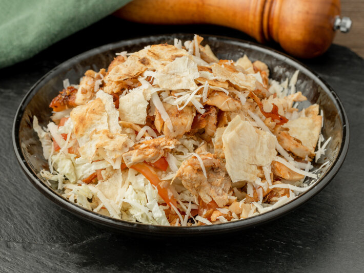 Салат «Цезарь фирменный»