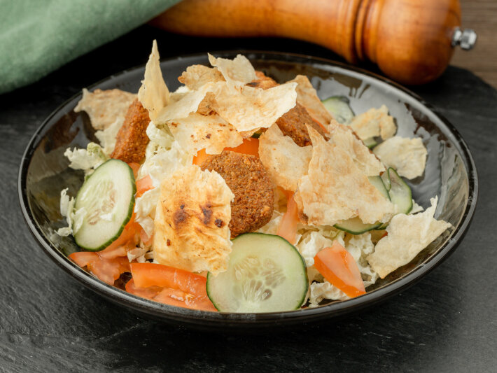 Салат «Фалафель»