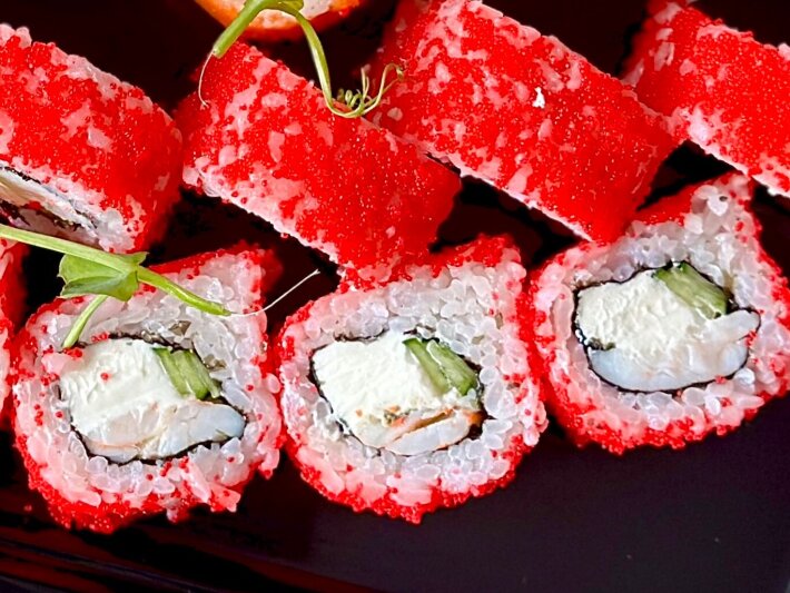 Ролл «Калифорния с креветкой»