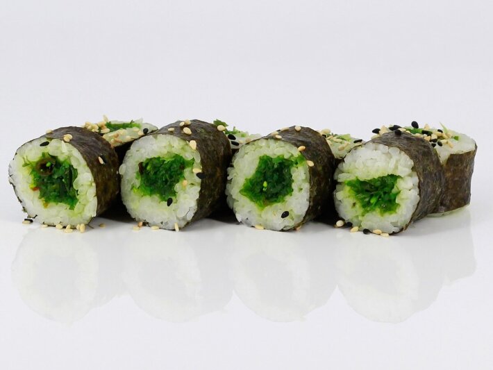 Ролл «Маки мини с чукой»