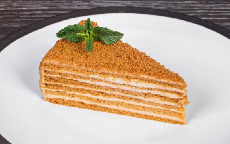 Торт "Медовик"