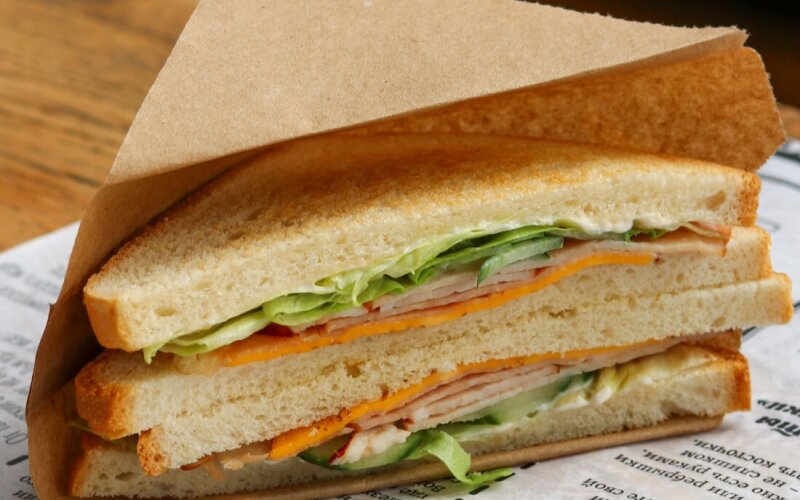 Сэндвич с ветчиной и сыром