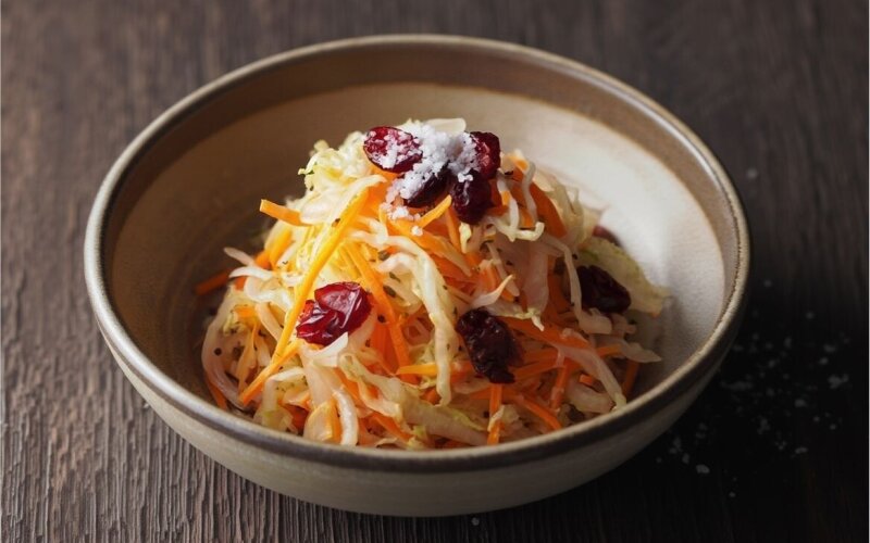 Капуста квашеная с клюквой