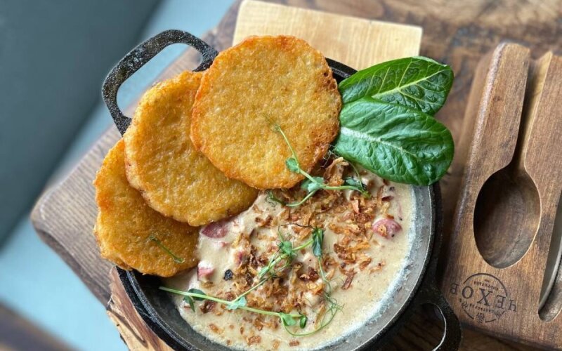 Драники с мачанкой