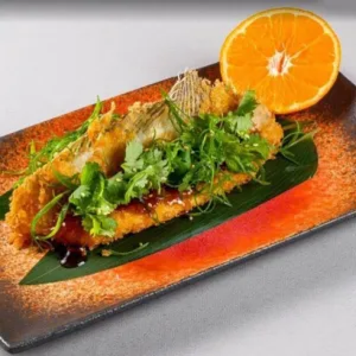 Камбала с зеленью