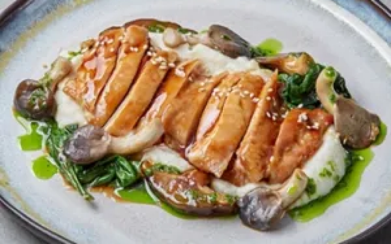 Курица «Терияки» с грибами «шиитаке»